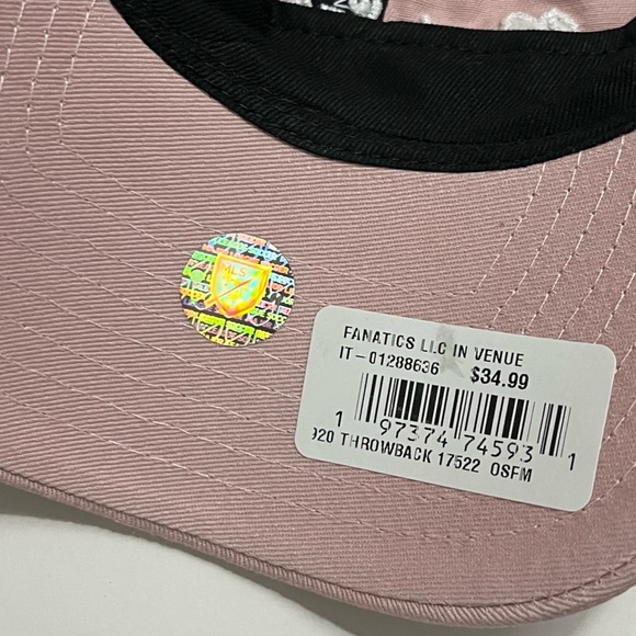 New Era • NWT Light Pink Real Salt Lake Soccer Team Hat - Picture 4 of 5